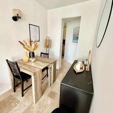 Apartment La Maison Heureuse *